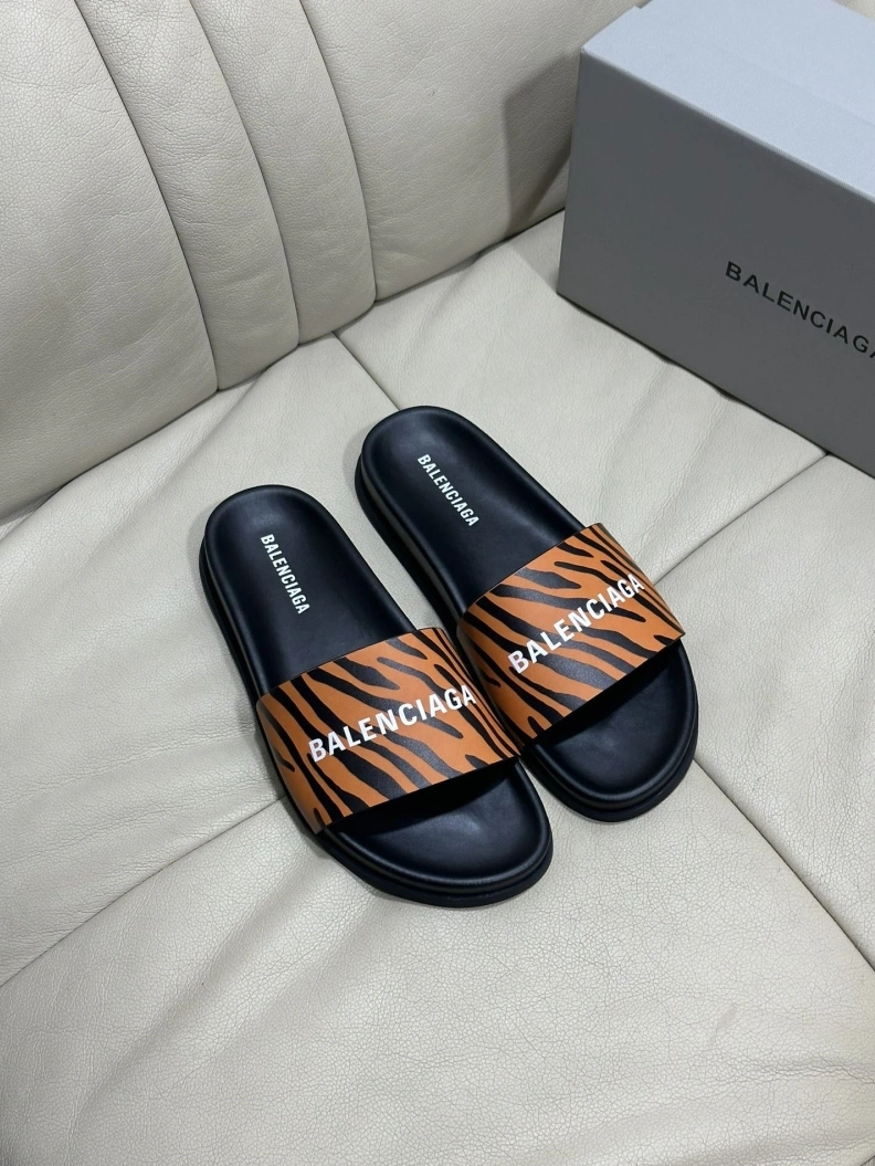Bxlxnciaga Slippers EasyMatch 109318