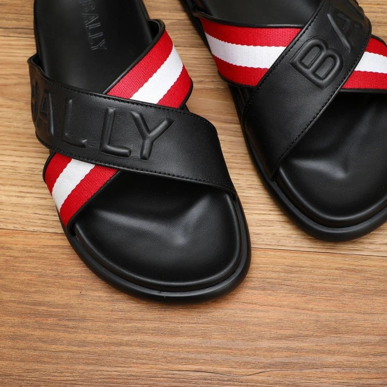 ModernLook Othxr Slippers 211008