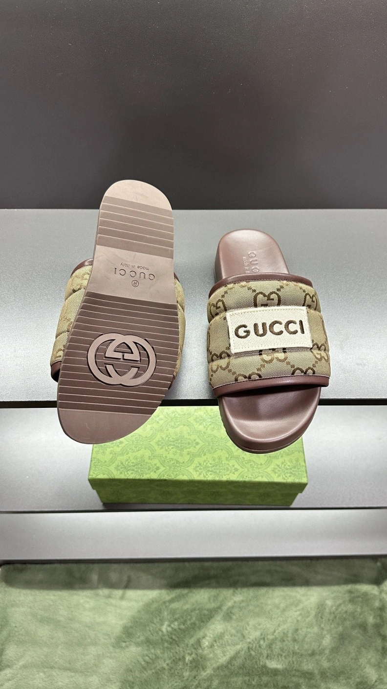 Affordable Gxccx Slippers 156240