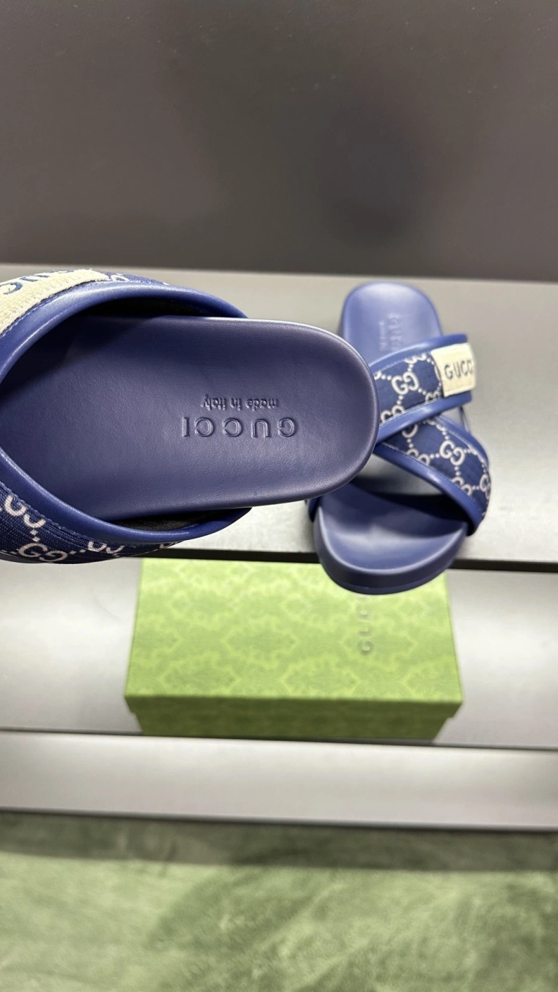 Gxccx Slippers Versatile 156228