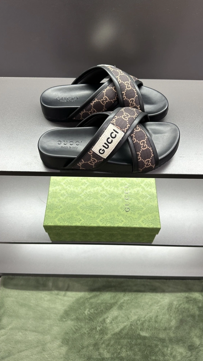 Functional Gxccx Slippers 156229