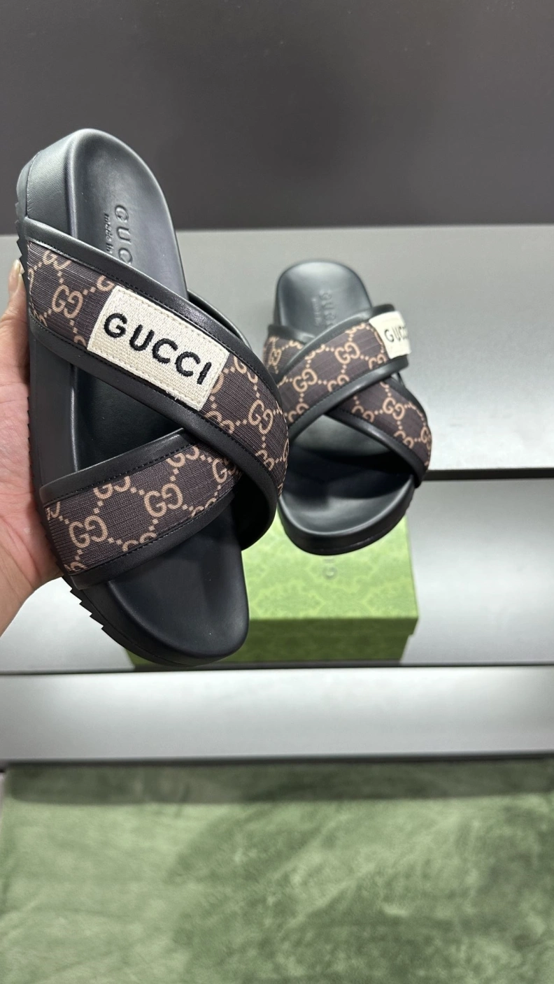 Functional Gxccx Slippers 156229