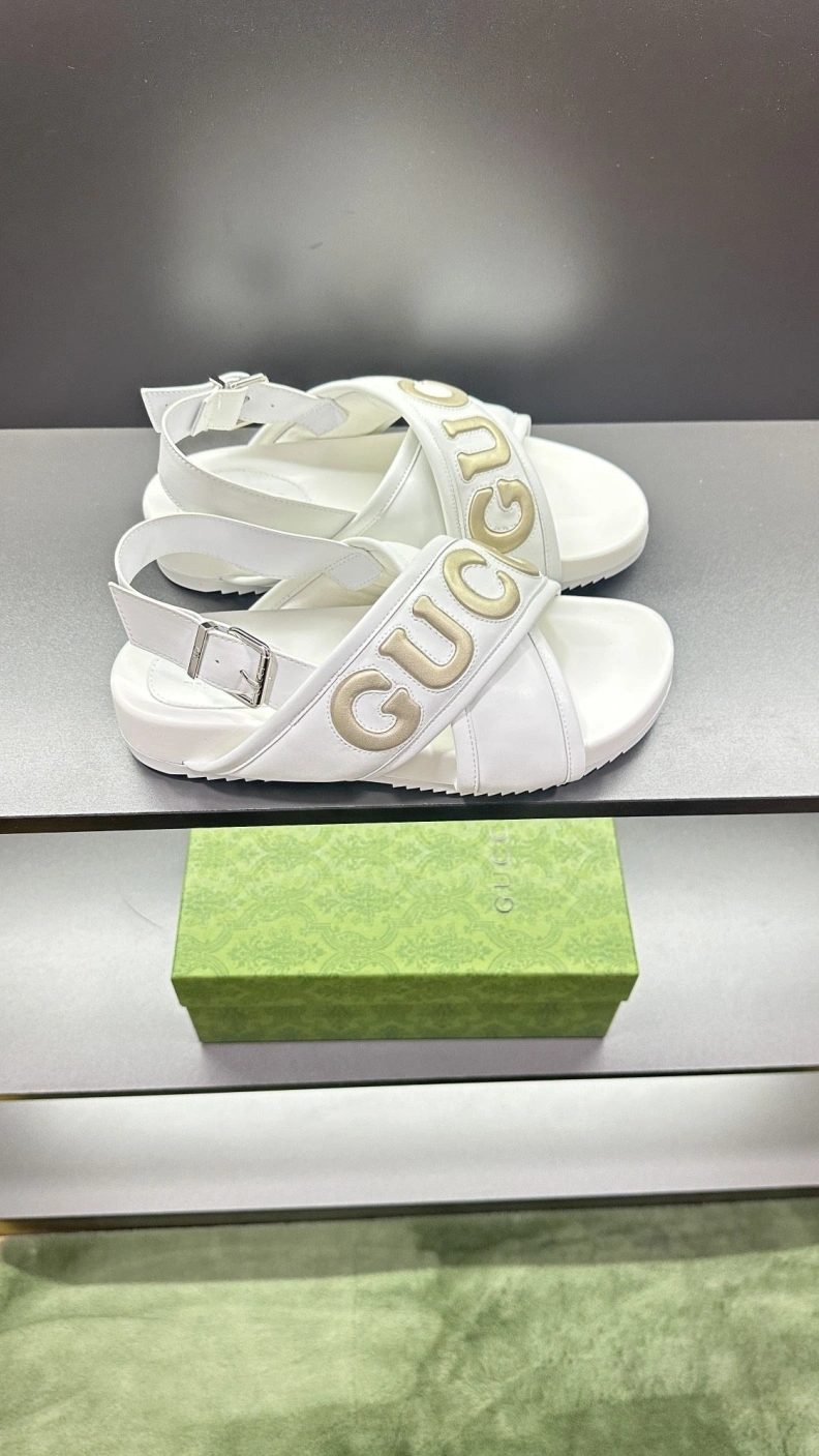 Sophisticated Gxccx Slippers 156210