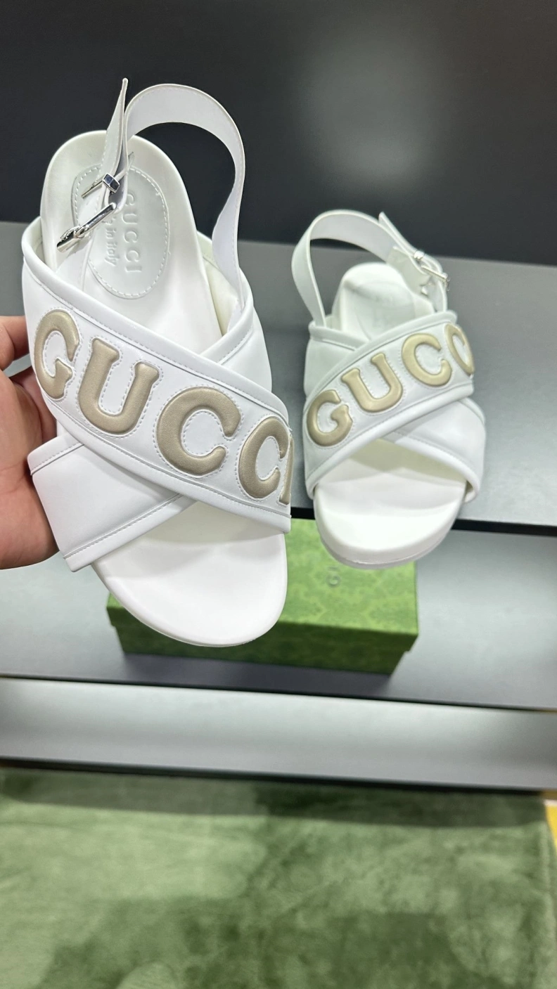 Sophisticated Gxccx Slippers 156210