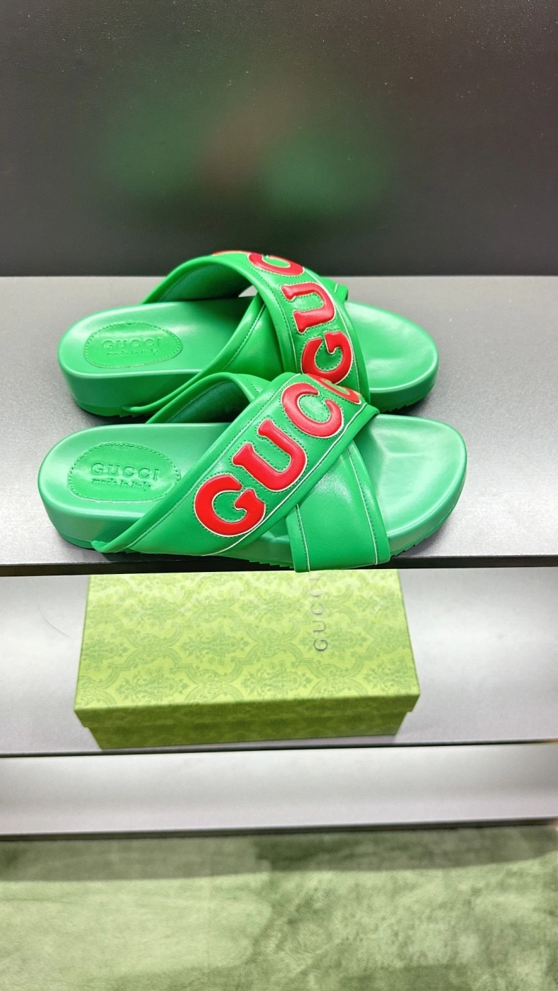 Affordable Gxccx Slippers 156219