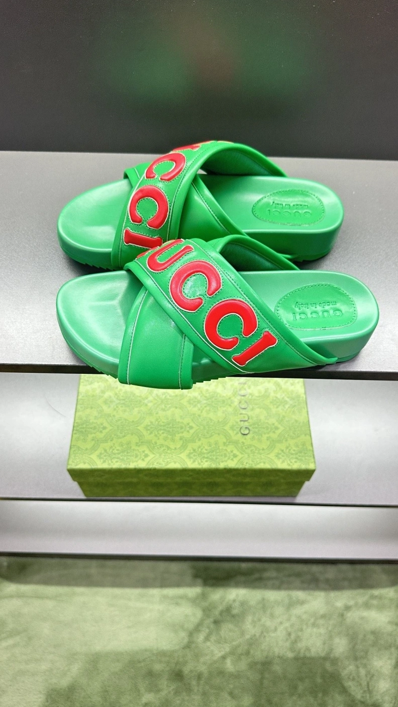Affordable Gxccx Slippers 156219