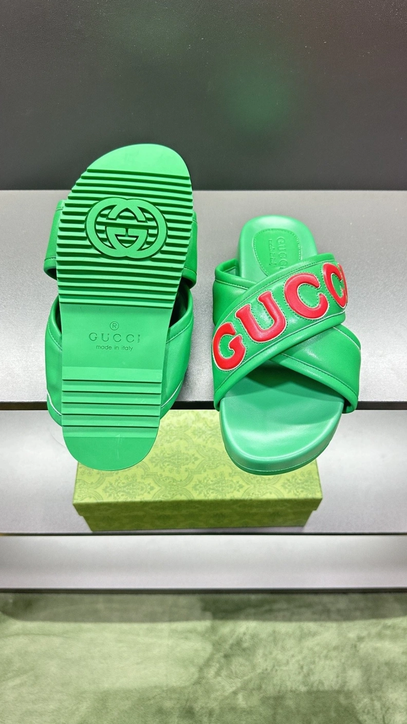 Affordable Gxccx Slippers 156219