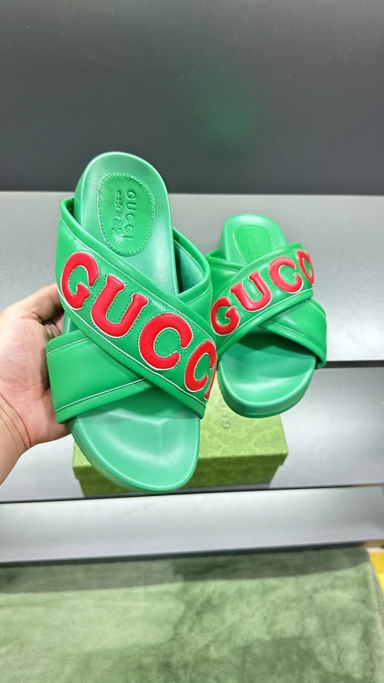 Affordable Gxccx Slippers 156219