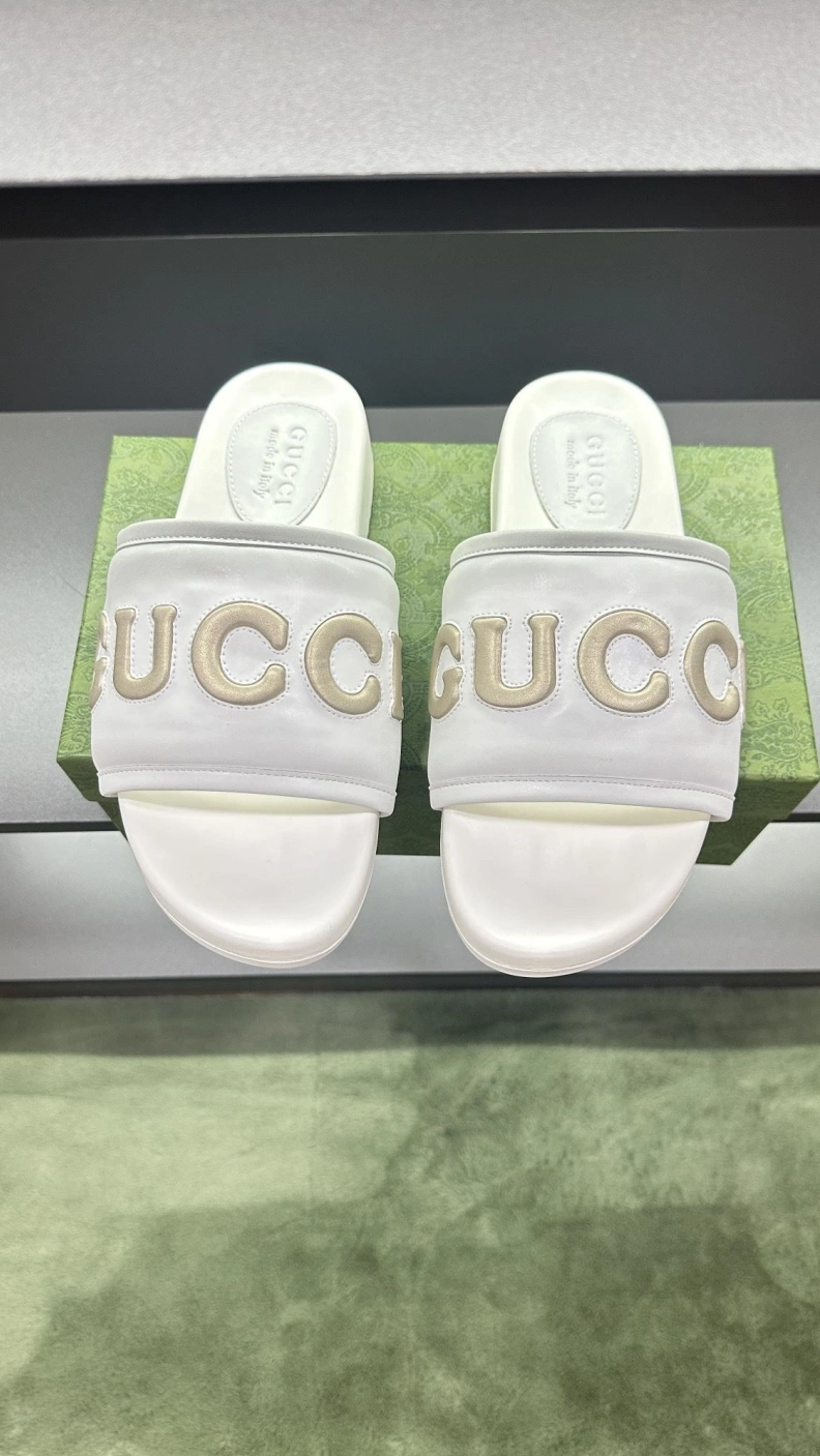 Gxccx Slippers Bright 156206