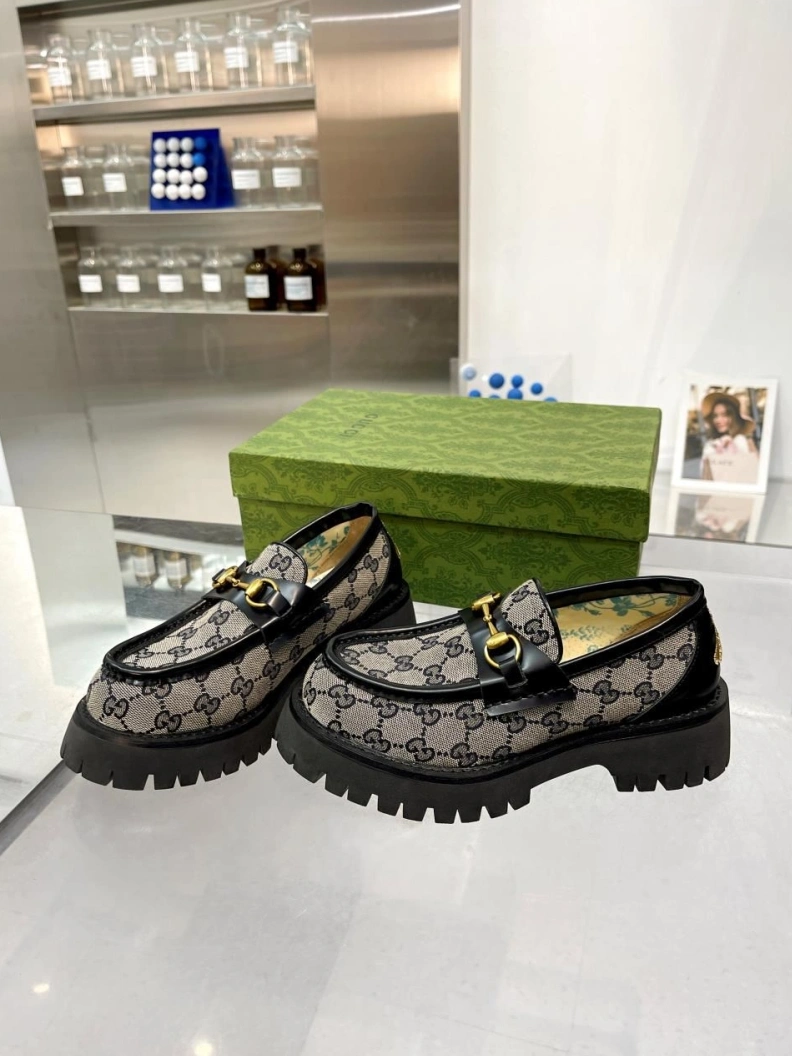 Gxccx Leather Shoes Bright 156264