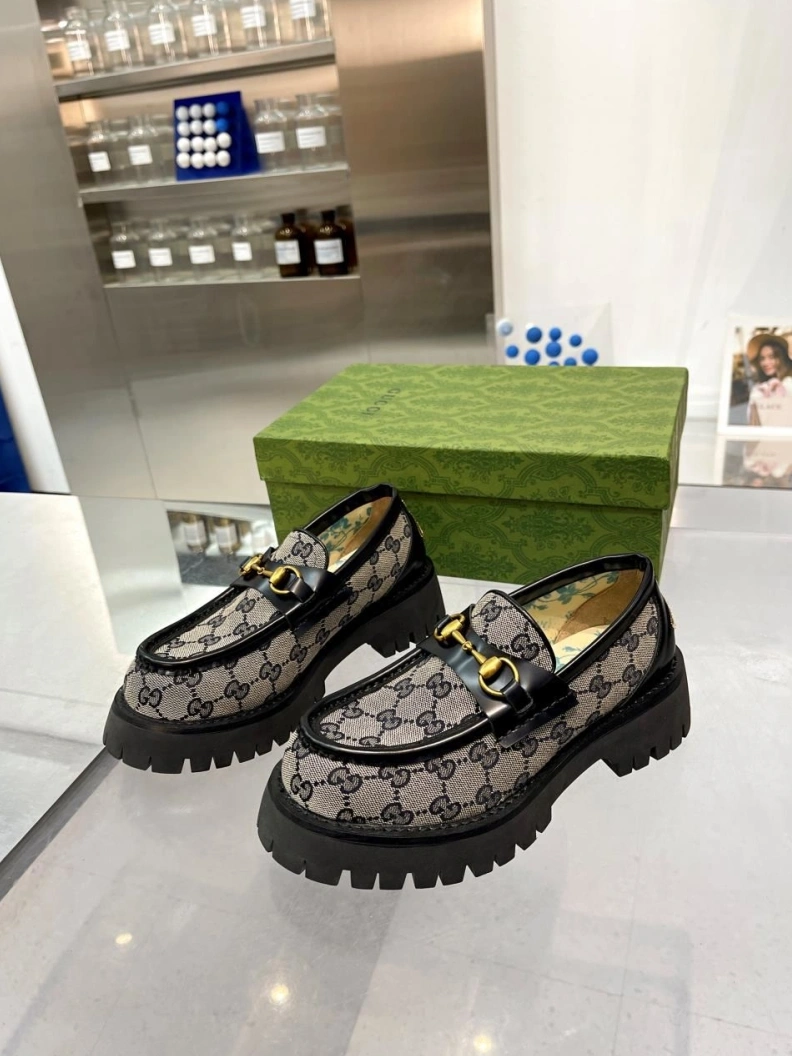 Gxccx Leather Shoes Bright 156264