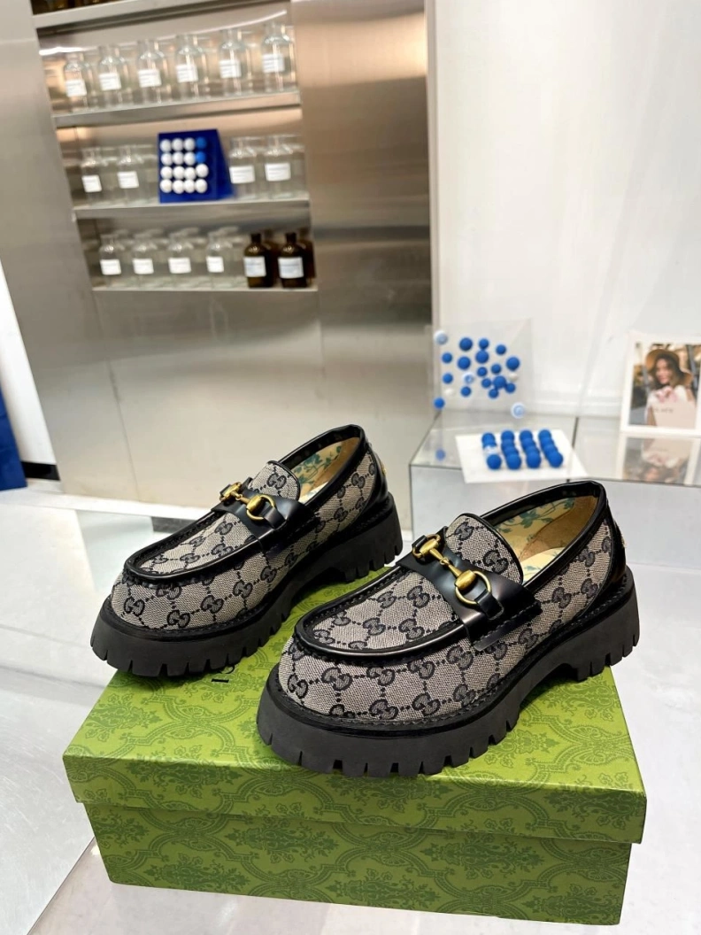 Gxccx Leather Shoes Bright 156264