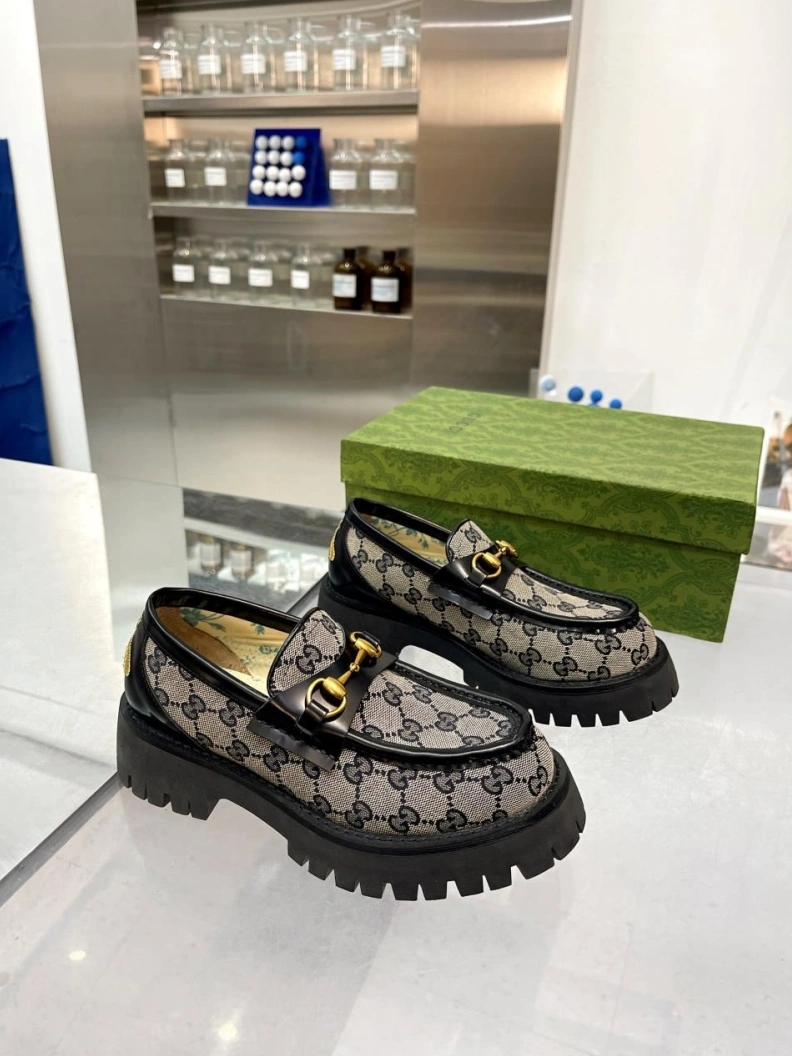 Gxccx Leather Shoes Bright 156264