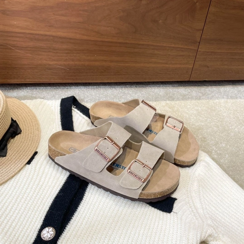 Classic Othxr Sandals 211013