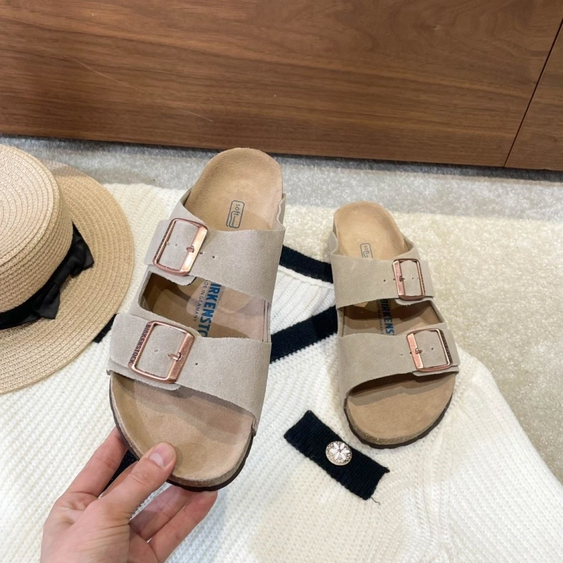 Classic Othxr Sandals 211013