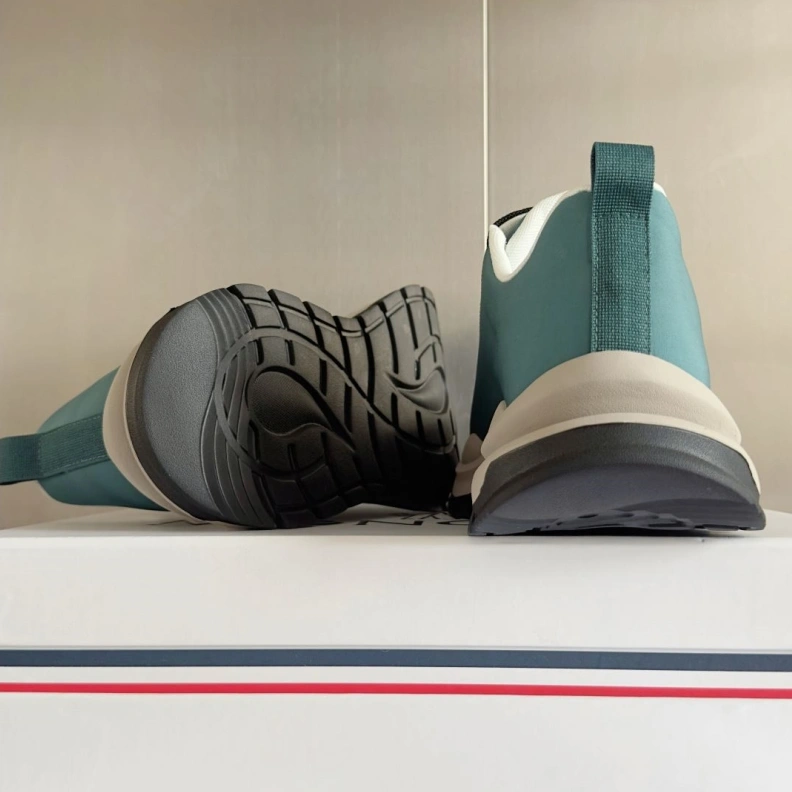 Mxnclxr Sneakers Classic 197360