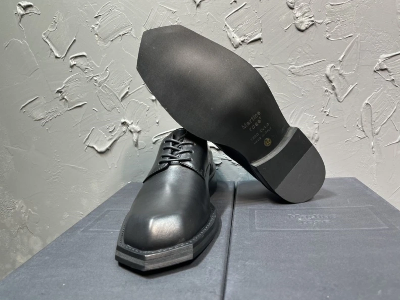 Versatile Othxr Leather Shoes 211017