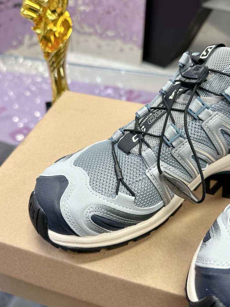 Versatile Othxr Sneakers 210854
