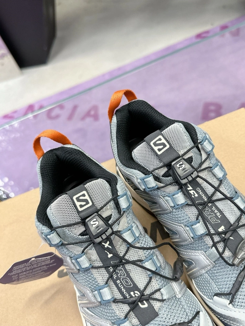 Versatile Othxr Sneakers 210854