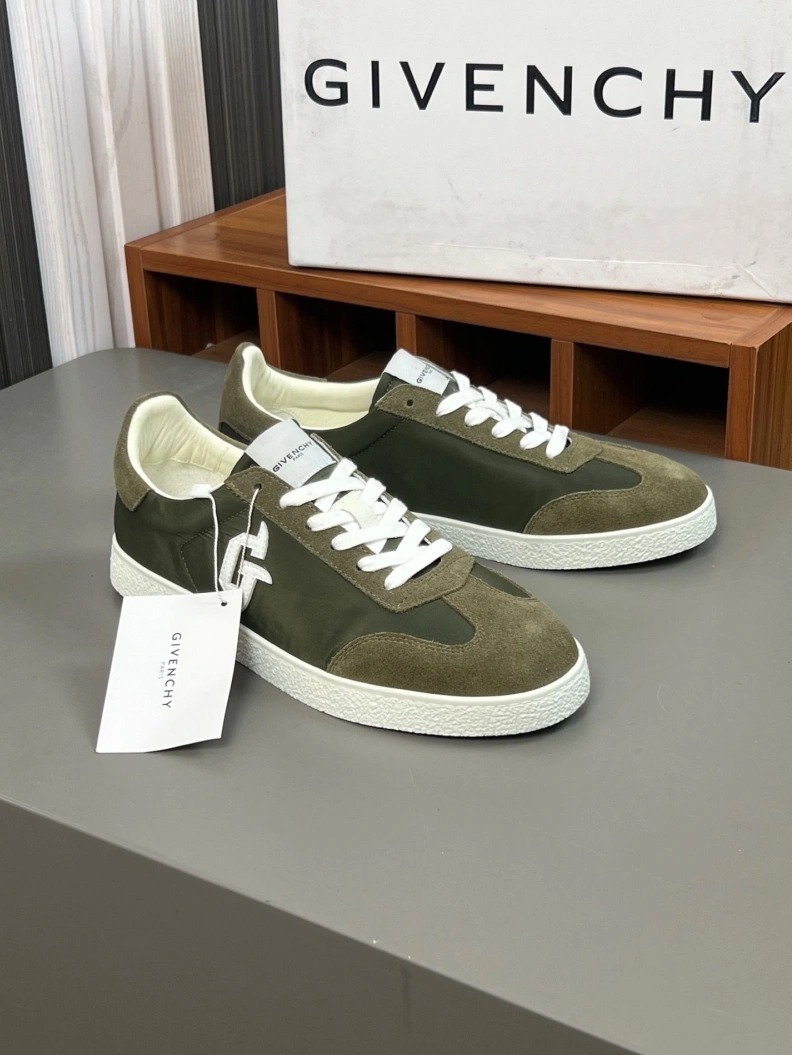 Gxvxnchy Sneakers Minimalist 152514
