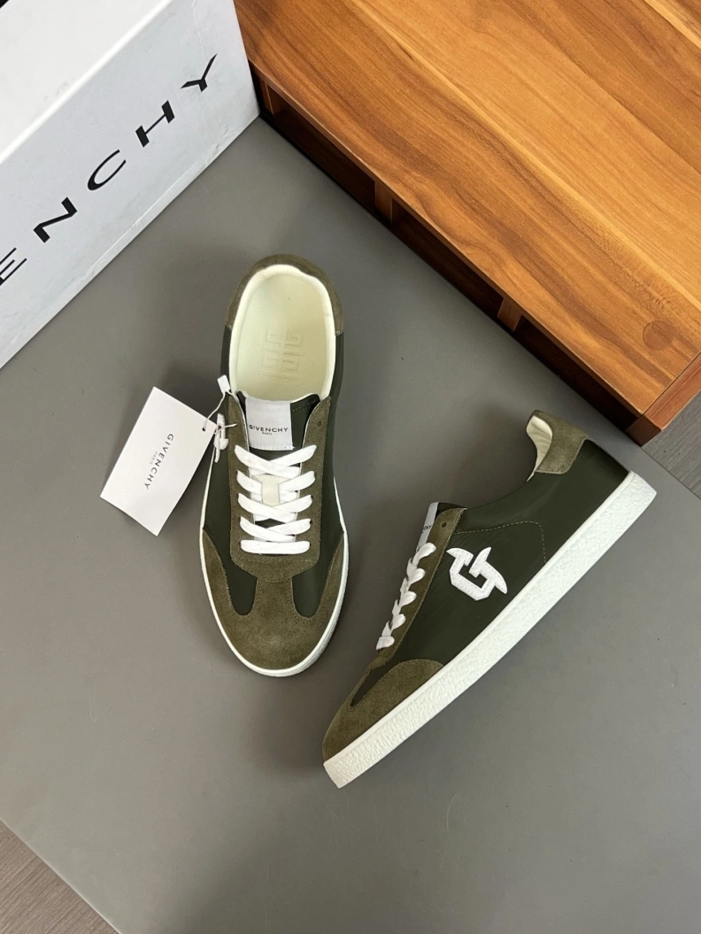 Gxvxnchy Sneakers Minimalist 152514