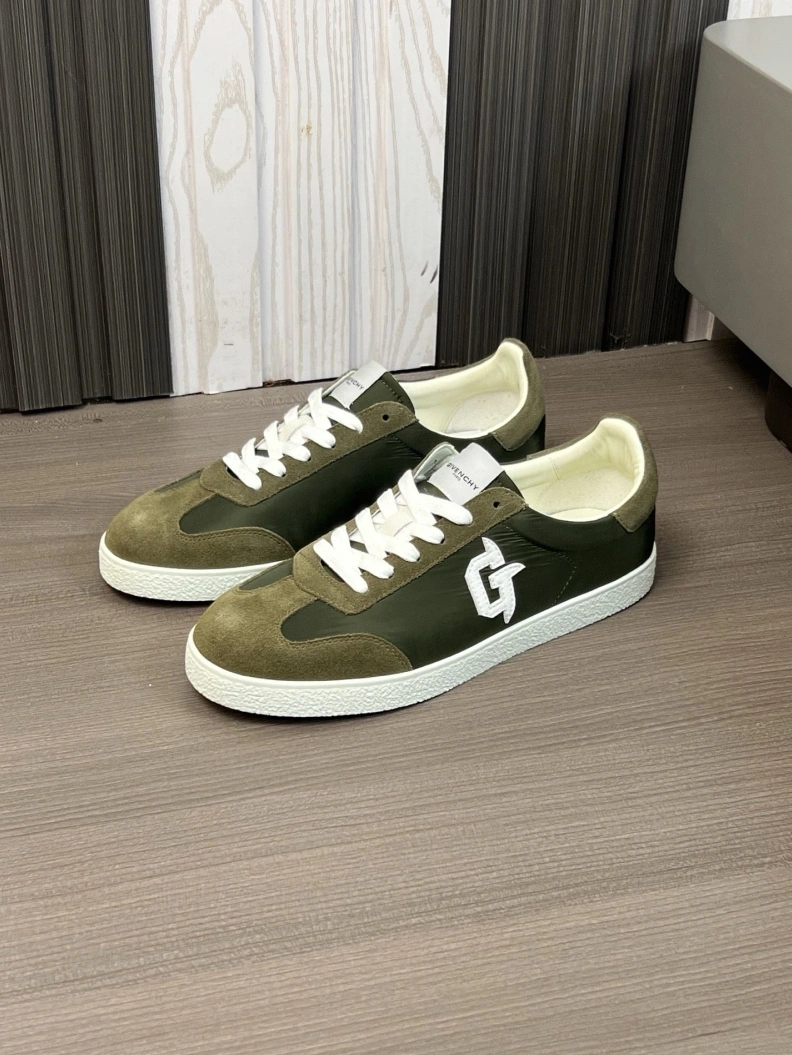 Gxvxnchy Sneakers Minimalist 152514