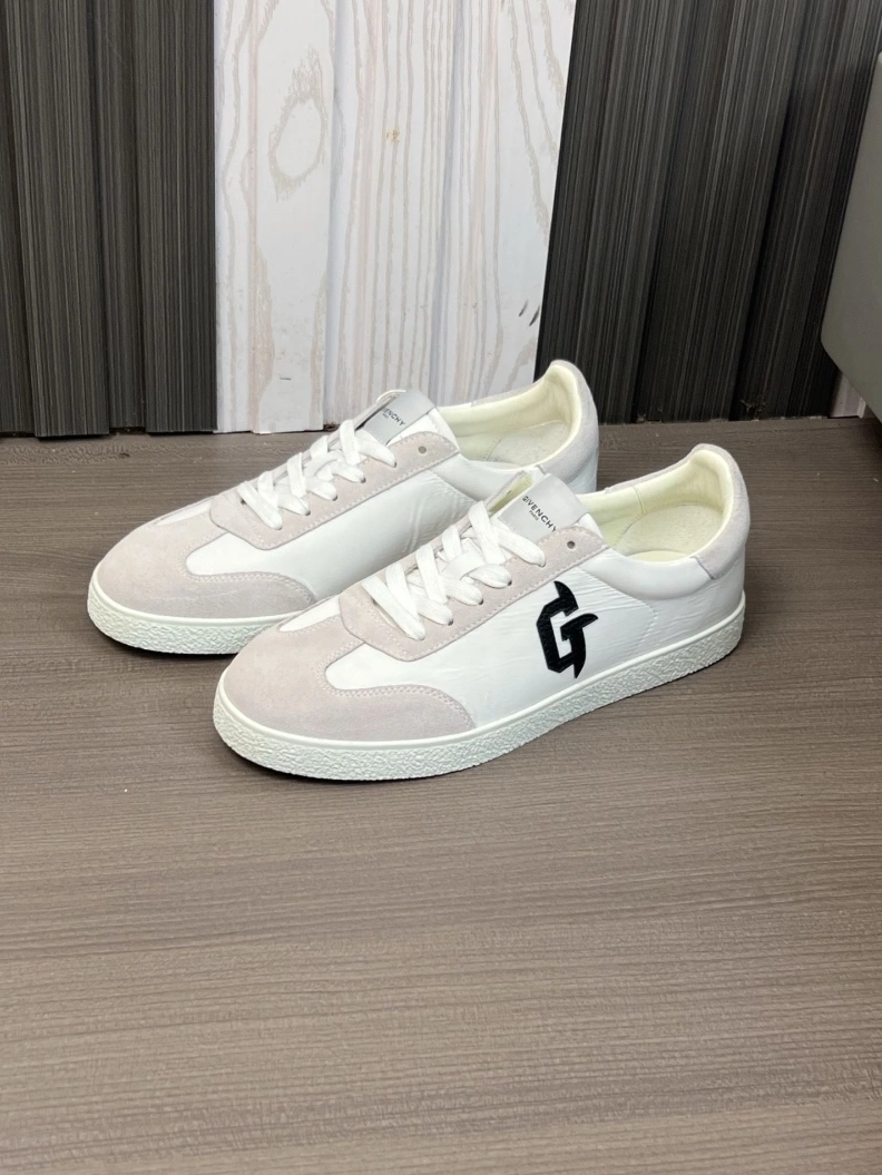 Gxvxnchy Sneakers BestValue 152522