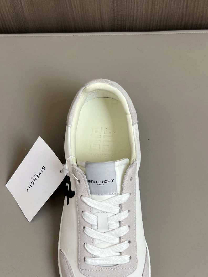Gxvxnchy Sneakers BestValue 152522