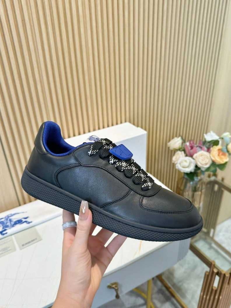 Bxrbxrry Sneakers WellDesigned 114548