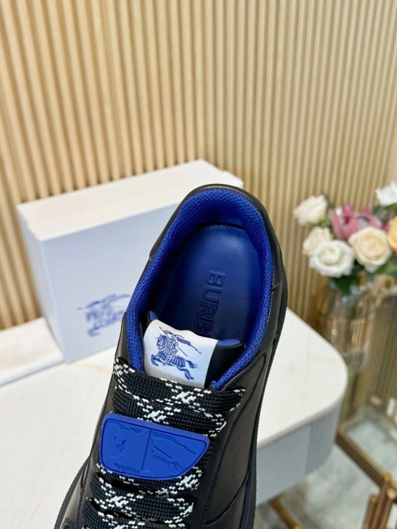 Bxrbxrry Sneakers WellDesigned 114548