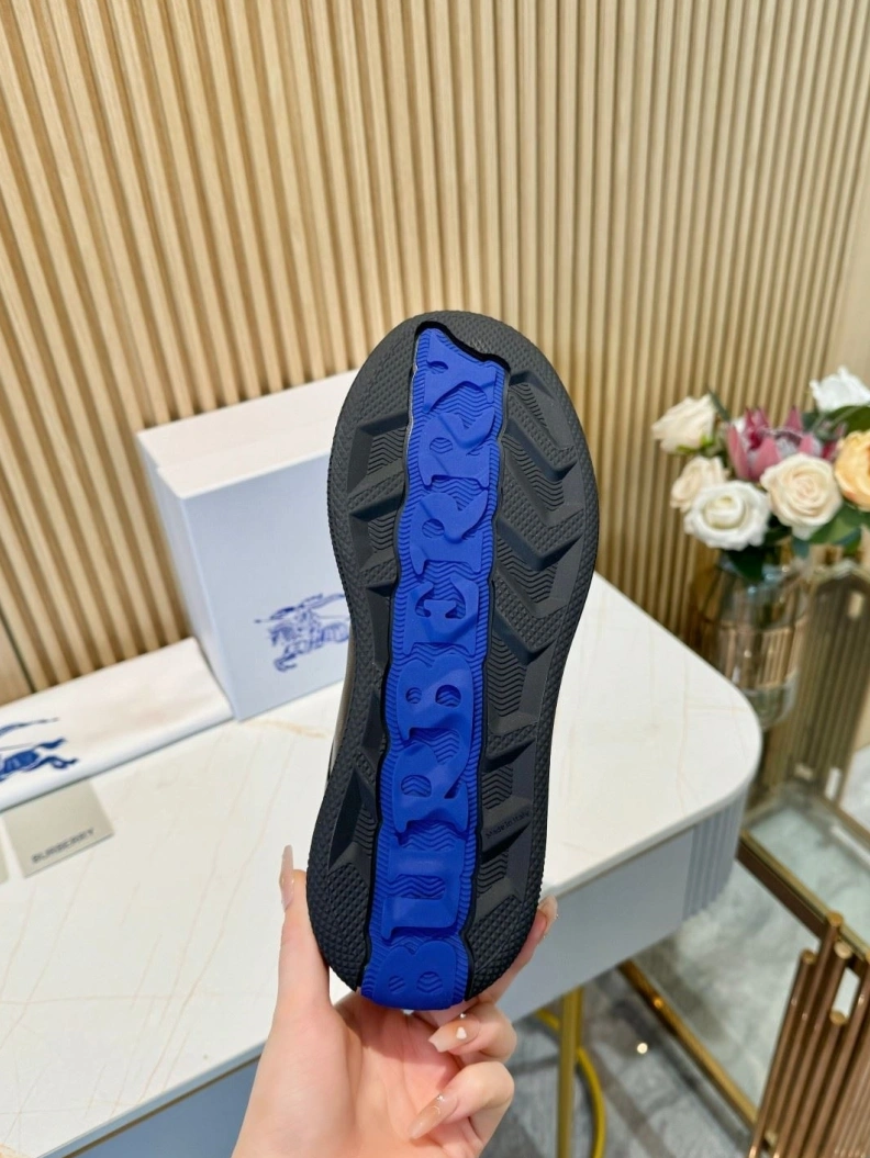 Bxrbxrry Sneakers WellDesigned 114548