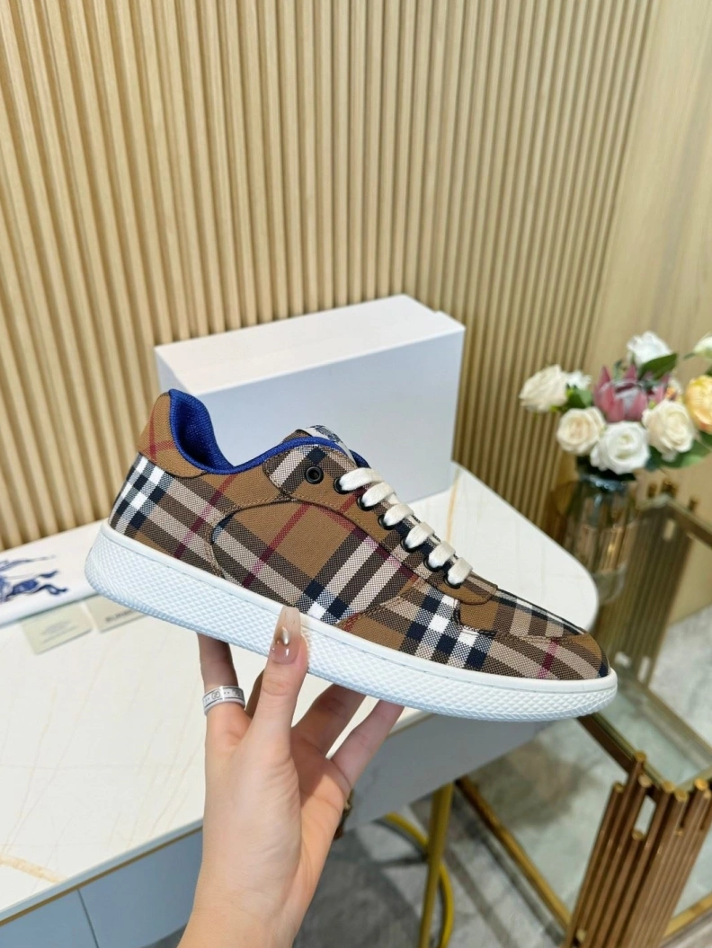 Functional Bxrbxrry Sneakers 114546