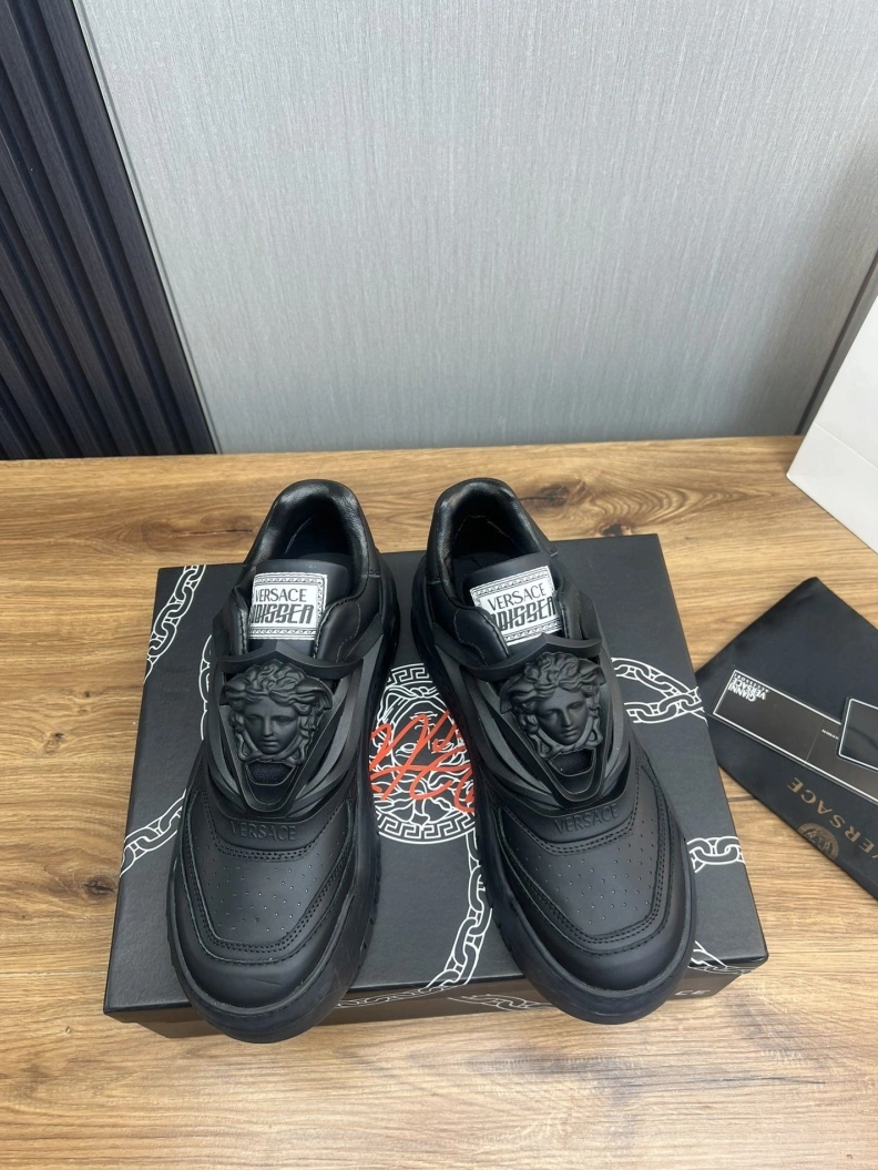 Gxvxnchy Sneakers Minimalist 152520