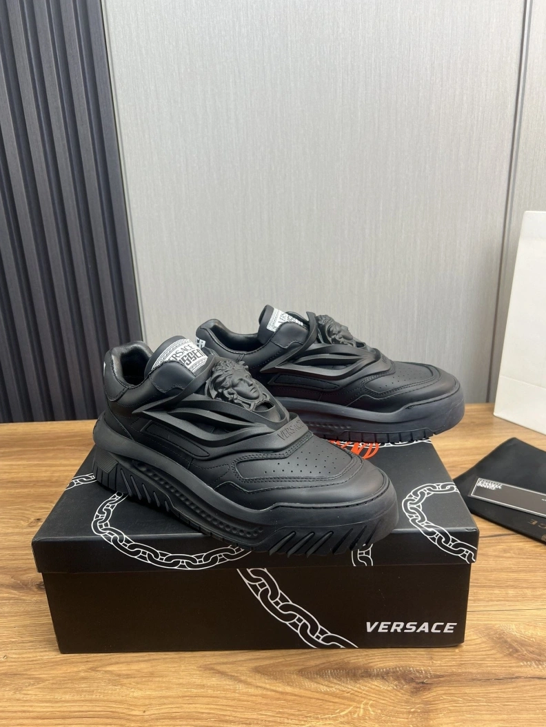 Gxvxnchy Sneakers Minimalist 152520