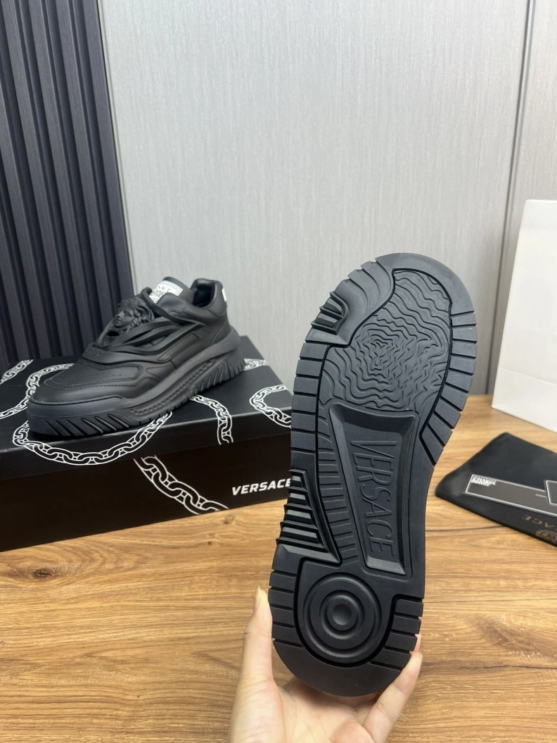 Gxvxnchy Sneakers Minimalist 152520