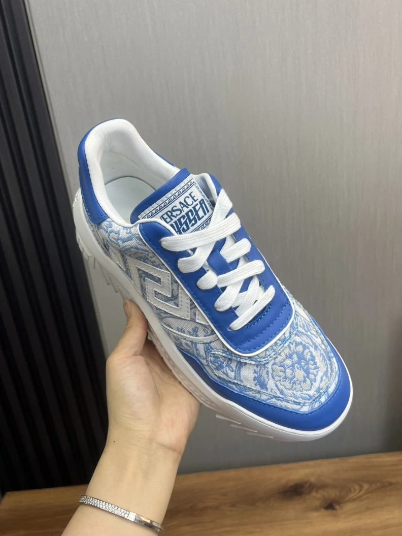 Gxvxnchy Sneakers Cozy 152528