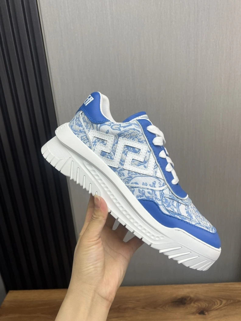 Gxvxnchy Sneakers Cozy 152528