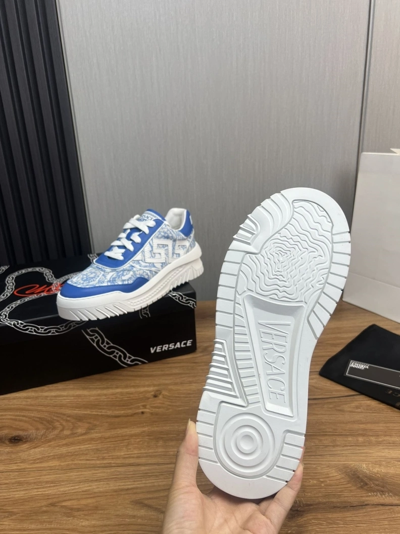Gxvxnchy Sneakers Cozy 152528