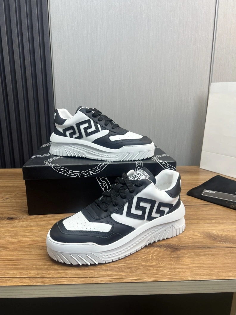 Breathable Gxvxnchy Sneakers 152529