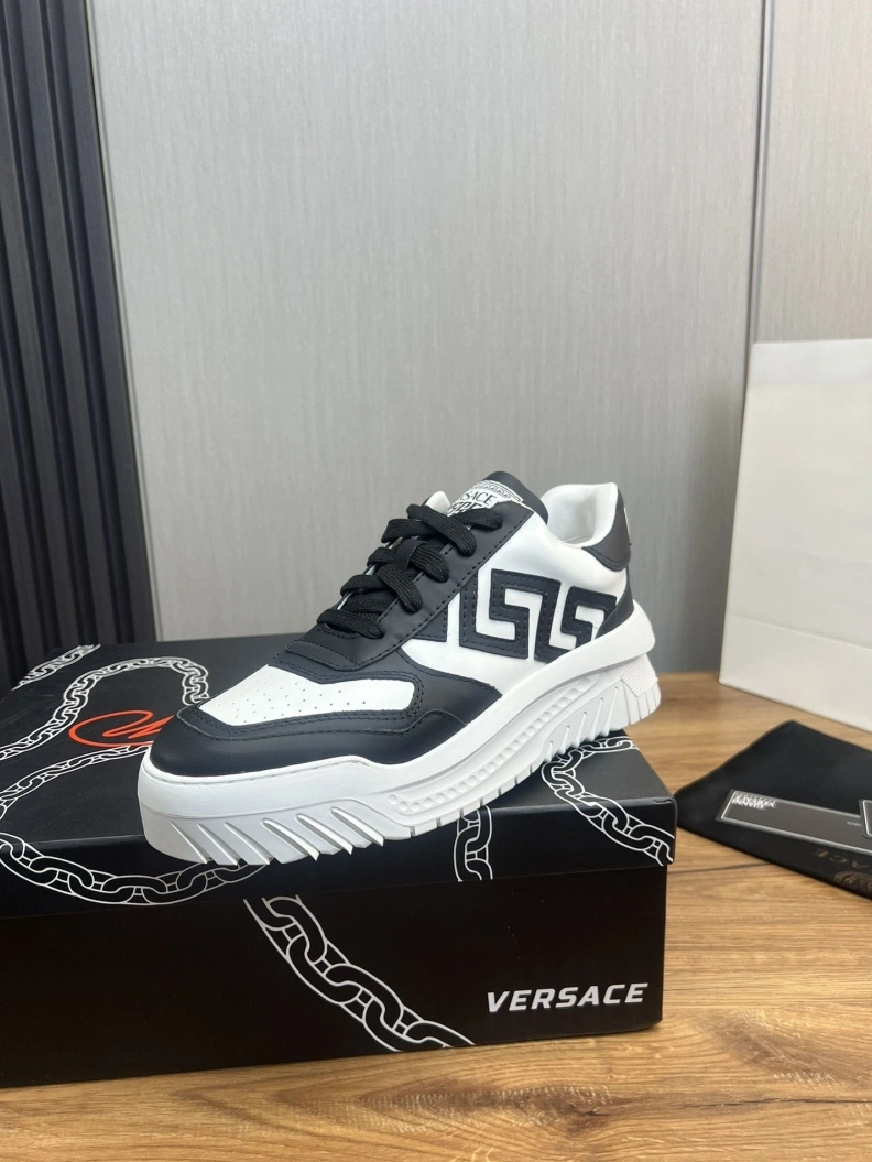 Breathable Gxvxnchy Sneakers 152529