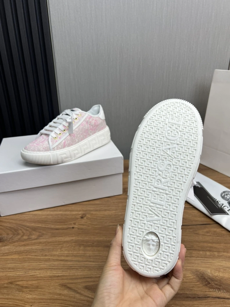Gxvxnchy Sneakers NewStyle 152510