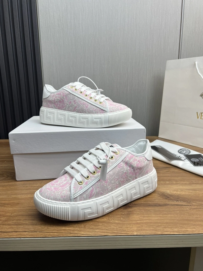 Gxvxnchy Sneakers NewStyle 152510
