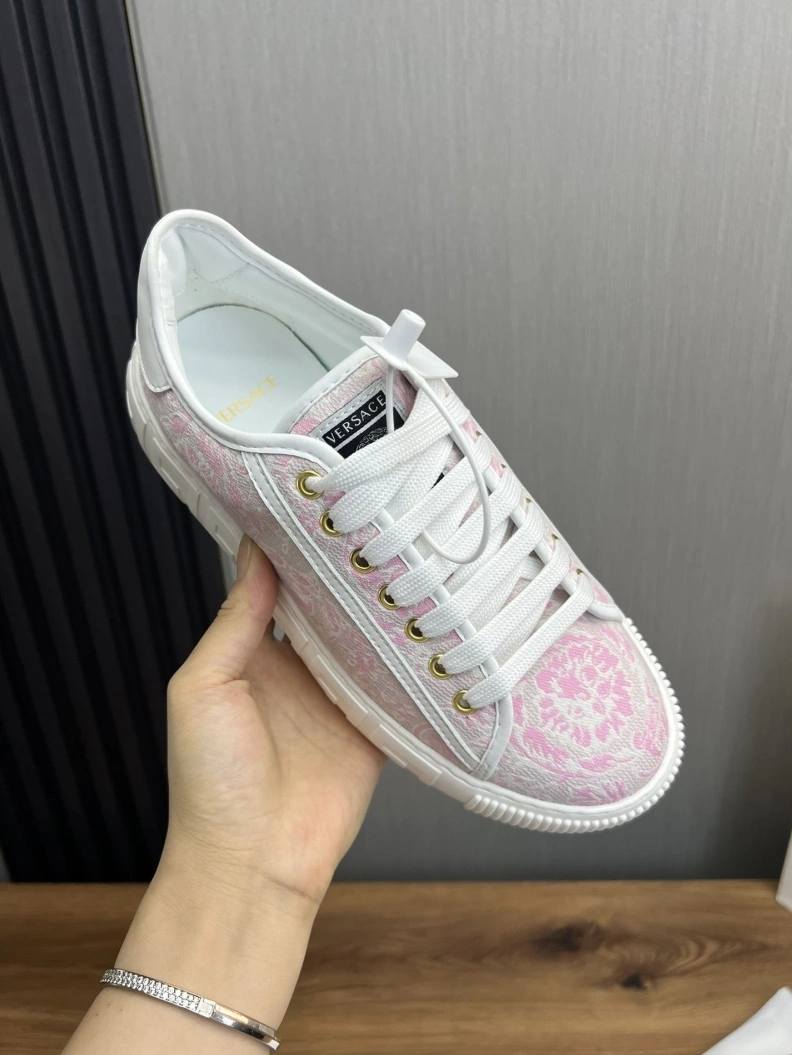 Gxvxnchy Sneakers NewStyle 152510