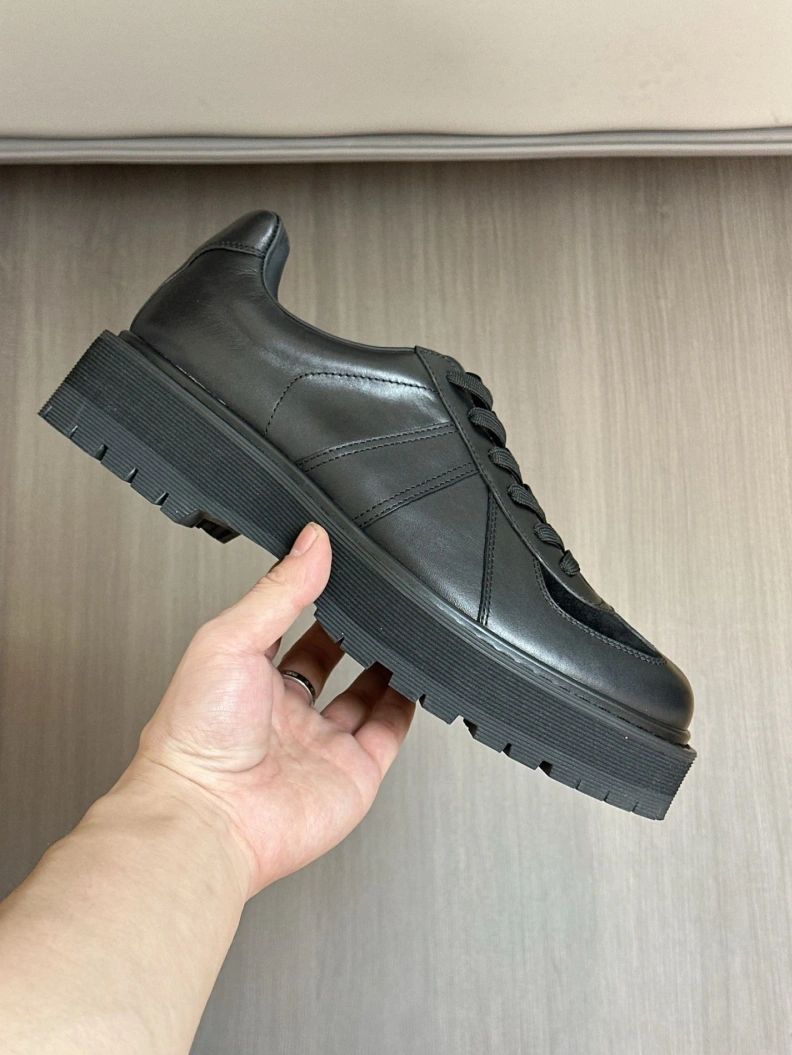Gxvxnchy Sneakers Lightweight 152503