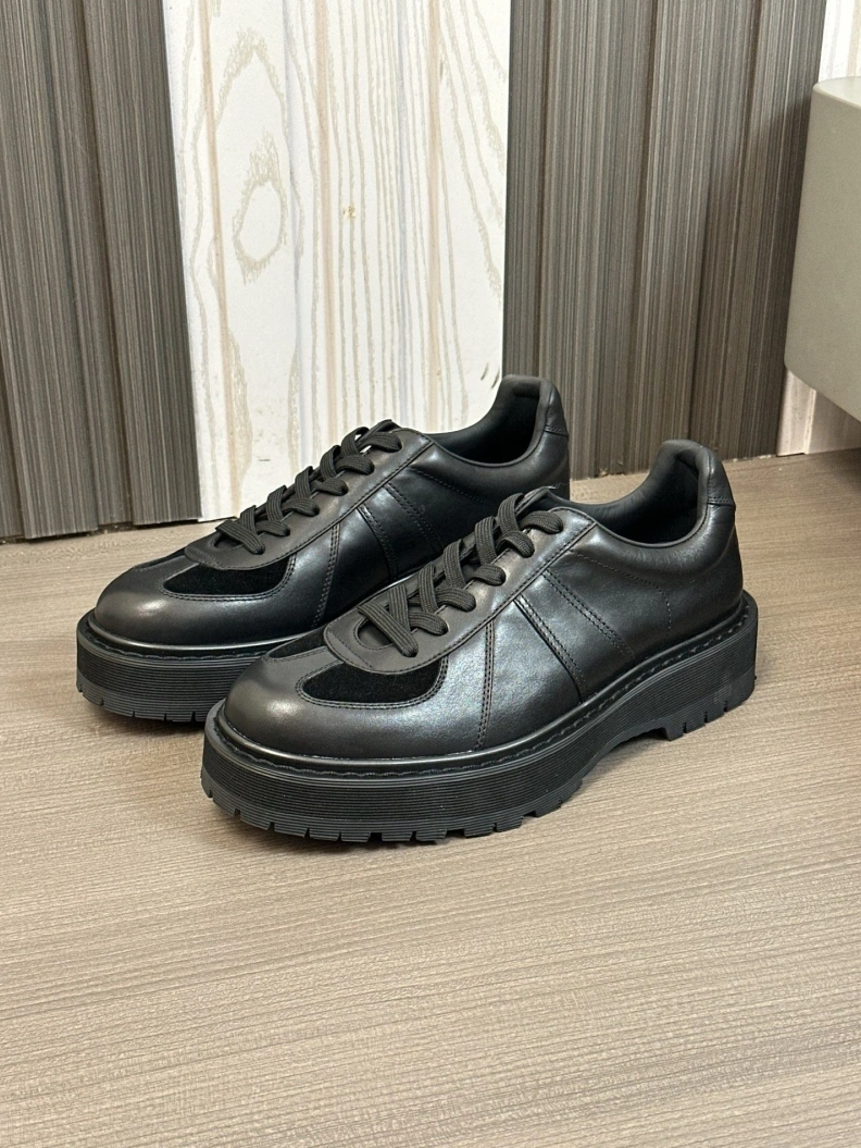 Gxvxnchy Sneakers Lightweight 152503