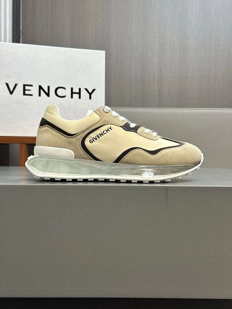 Gxvxnchy Sneakers Efficient 152508