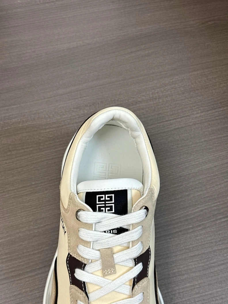 Gxvxnchy Sneakers Efficient 152508