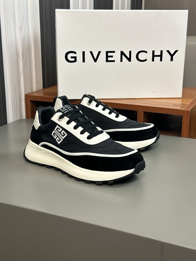 Stylish Gxvxnchy Sneakers 152500