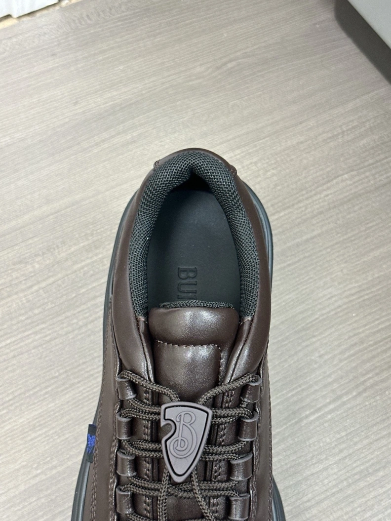 Flexible Bxrbxrry Sneakers 114535