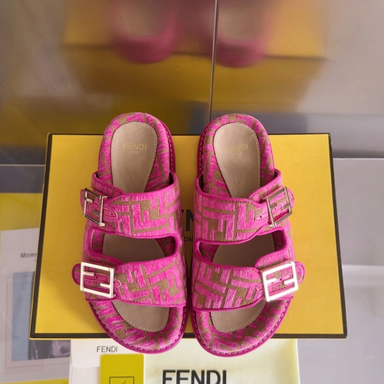 ModernLook Fxndx Slippers 147329